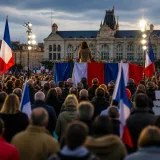 Marine Le Pen retourne à Hénin‑Beaumont pour recadrer une campagne en tension