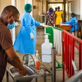 En RDC, la prévention des infections au coeur de la riposte contre Ebola à Mongbwalu