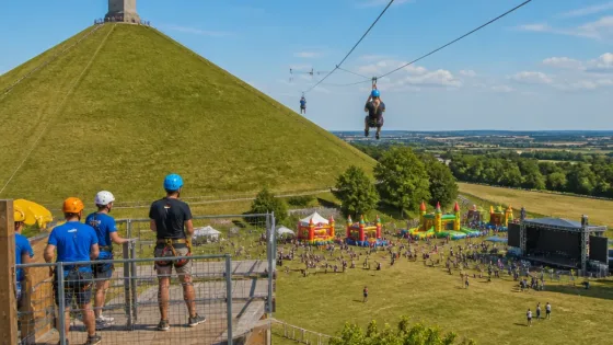 Waterloo : une tyrolienne de 350 m installée au sommet de la Butte du Lion pour le bicentenaire