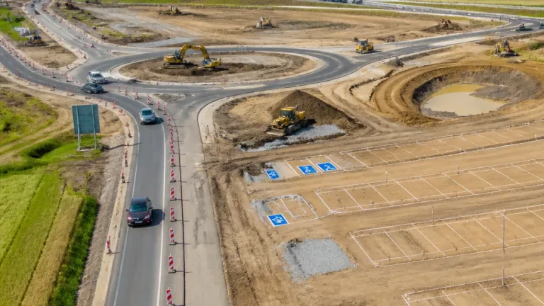 Arlon : début des travaux pour un parking de covoiturage de 200 places à l’échangeur 31