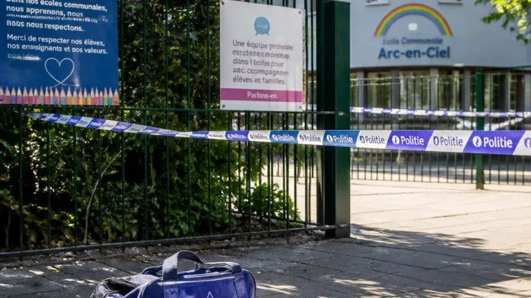 Forest : un sac d’enfant marqué d’une étoile de David et « IDF », la commune porte plainte
