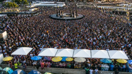 Luan Santana reúne mais de 40 mil na Arena Nicnet, em Ribeirão Preto