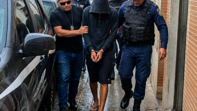 Adolescente é apreendido em Teresina suspeito de envolvimento em homicídio motivado por disputa de território