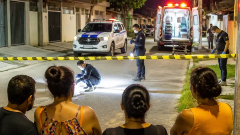 Ataque a tiros deixa uma mulher morta e outra ferida na Serra