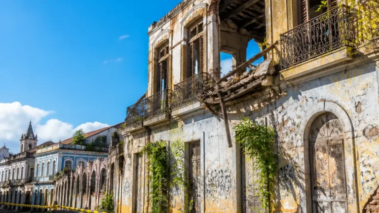 Auditoria do TCE-PB aponta risco de desabamento e abandono em bens históricos de cinco cidades