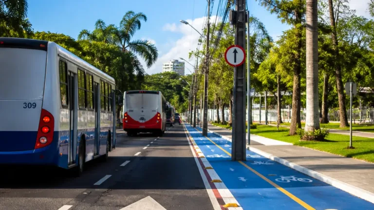 Belém: avenida Pedro Álvares Cabral passa a sentido único e 12 linhas de ônibus têm rotas alteradas
