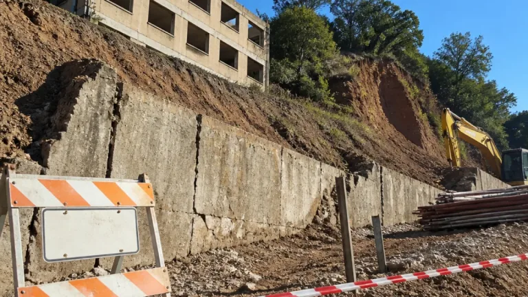 Corpo de Bombeiros interdita obra da nova sede do Samae em Caxias do Sul
