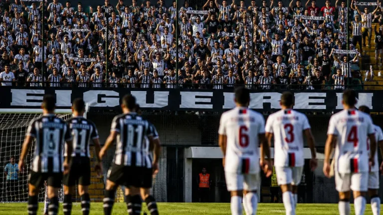 Figueirense vence Maranhão por 2 a 1, mas ambos são eliminados da Série C