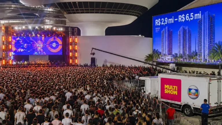 Globo e Multishow transmitem ao vivo show de Anitta no Rio de Janeiro