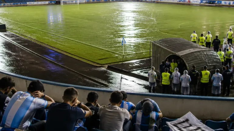 Londrina empata sem gols e mantém clube no vórtice negativo da Série B