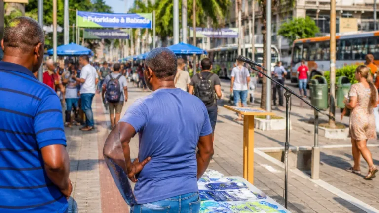 Nova Iguaçu recebe agenda de campanha de Marcelo Freixo por centro da cidade