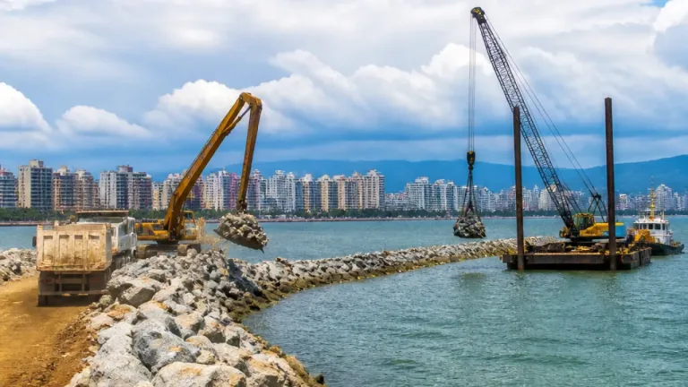 Obras do Parque Urbano e Marina da Beira‑Mar Norte avançam 405 m em Florianópolis