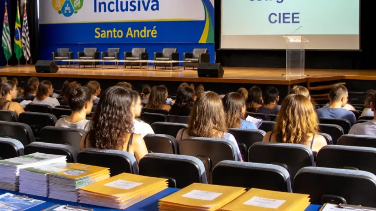 Santo André convoca 117 estagiários para reforçar Educação Inclusiva na rede municipal