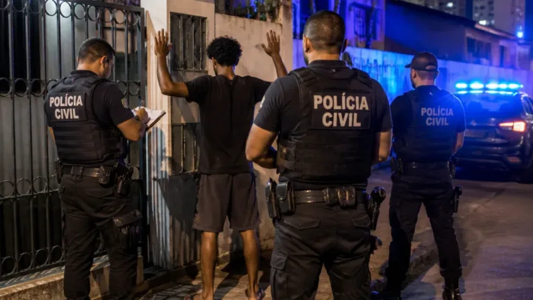 Suspeito de duplo homicídio é preso em São Luís após ataque que matou pai e filho