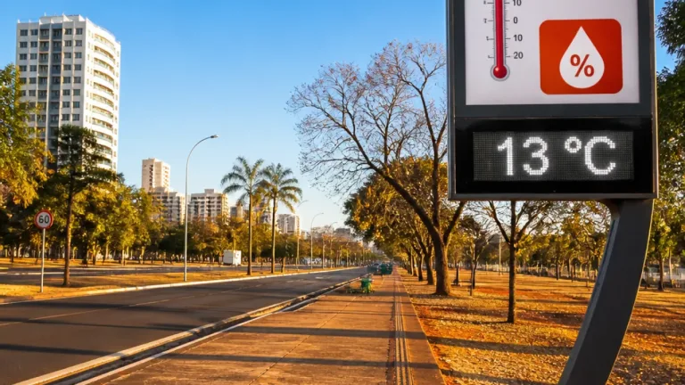 Tempo seco e variação térmica marcam domingo em MS; máximas chegam a 34°C