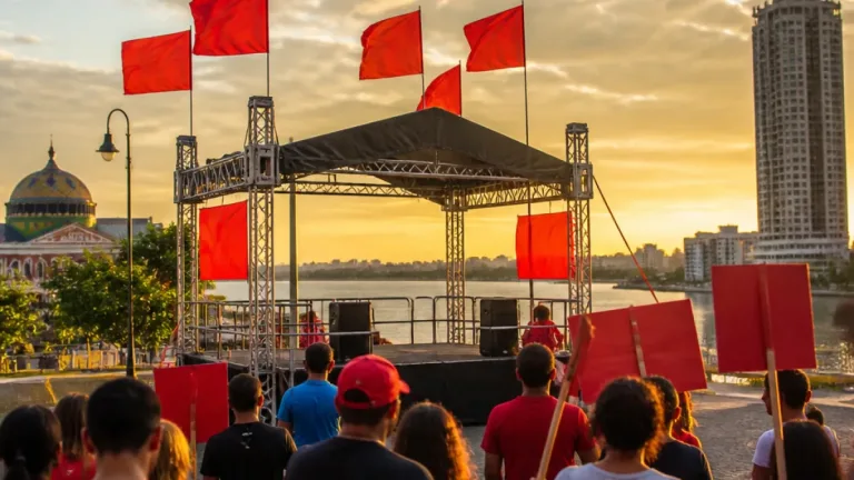 Visita de Lula a Manaus é adiada e aliados indicam ato apenas em possível segundo turno