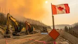 Wildfires shrinking construction season on Mackenzie Valley Highway, climate scientist warns