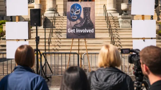 Brantford race widens: pro wrestler joins six-way contest to replace mayor