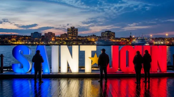 Saint John illuminates sign for Acadian Day to mark community heritage
