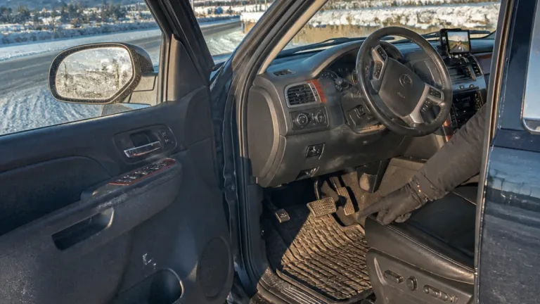 Floor mat tucked under pedal left Yukon driver’s GMC Yukon immobilized — and it’s a common danger