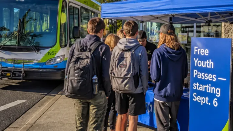 Nanaimo region to offer free bus rides to youth aged 13–18 starting Sept. 6