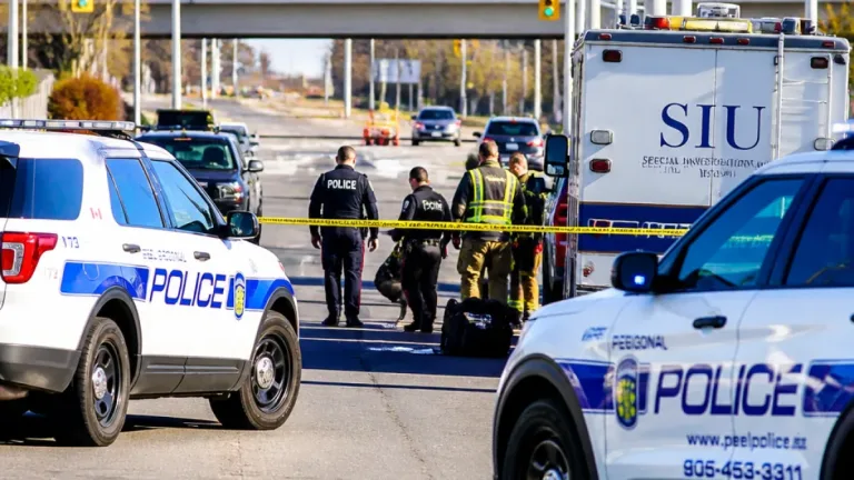 SIU called after pedestrian struck during police response on Viscount Road in Mississauga
