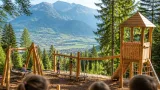 Altdorf: Neuer Holz‑Erlebnis-Spielplatz beim Nussbäumli eröffnet