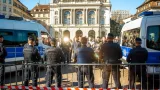 Polizeieinsatz auf Theaterplatz löst scharfe politische Debatte in Basel-Stadt aus