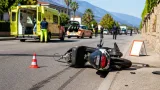 Rollerunfall in Castione: 52-jähriger Mann nach Kollision mit Randstein im Spital gestorben