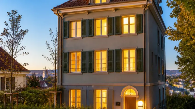 Erstes kantonales Hospiz in Bern nimmt Betrieb auf – neun Zimmer und Angehörigennähe im Zentrum
