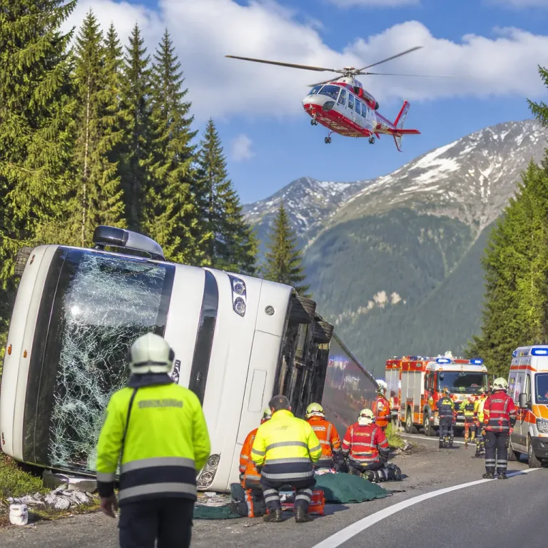 Reisebus mit 34 deutschen Touristen in Norwegen gekippt – mehrere Leichtverletzte