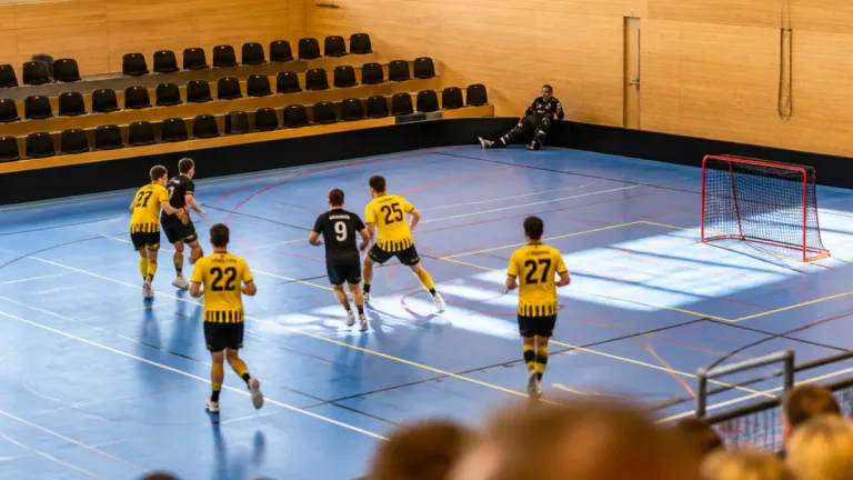 Köniz holt einen Punkt in Maienfeld – Penaltyniederlage gegen Malans