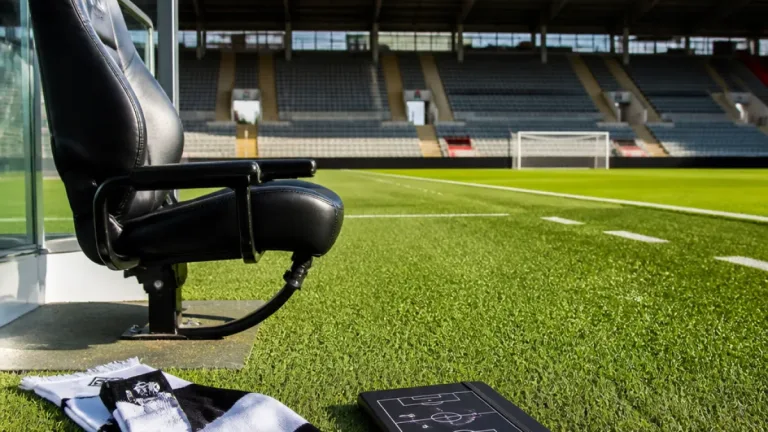 Nach 0:5 in Freiburg: Gladbach trennt sich von Trainer Eugen Polanski