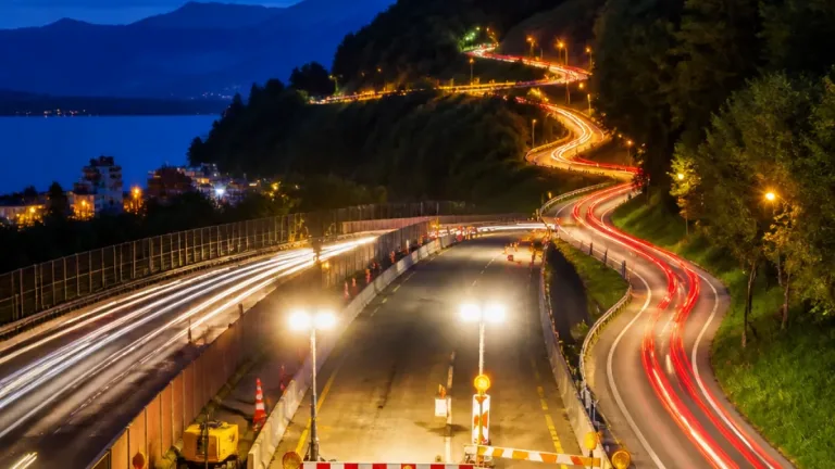 Nächtliche A6-Umstellungen: Verkehrsbehinderungen rund um Thun in den kommenden Tagen