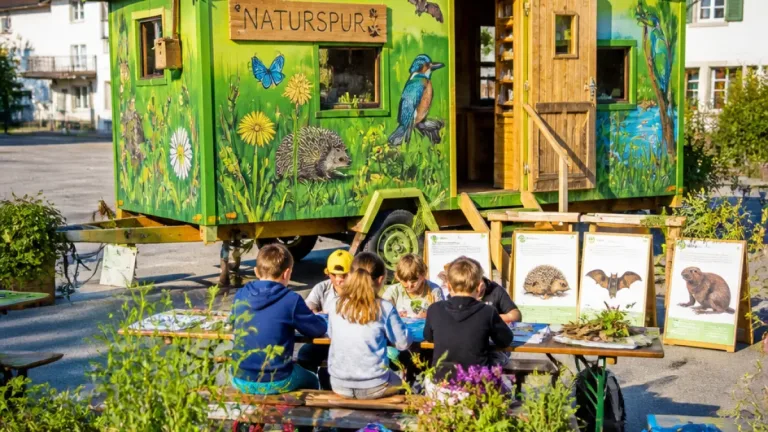 Pro Natura‑Naturspur steht sechs Wochen in Gerlafingen – Workshops und Gratisanlässe