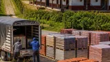 Armenia: un mes después del terremoto, el campo guarda silencio y la ciudad recibe la emergencia