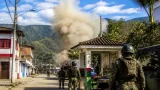 Hostigamiento armado contra una base militar en Inzá deja suspensión de clases y tensión en la zona