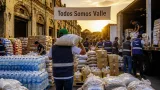 Más de 215 toneladas de ayuda salen desde el centro de acopio en las antiguas bodegas de la Licorera