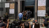 Uribe rindió indagatoria en Fiscalía por masacres en Antioquia; niega ser asesino