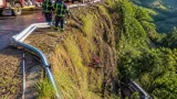 Vehículo cae a un abismo de 20 metros en La Unión; tres personas resultaron heridas