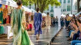 Vendedores informales protagonizan primera pasarela de moda en el Parque Santander de Bogotá