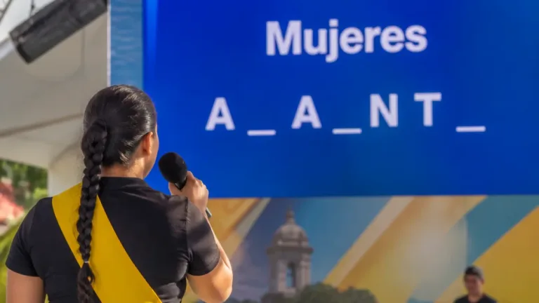Arjona: actriz Rossy Rossy logra 18 aciertos cantando 'Mujeres' y suma $90.000 en Dale Play