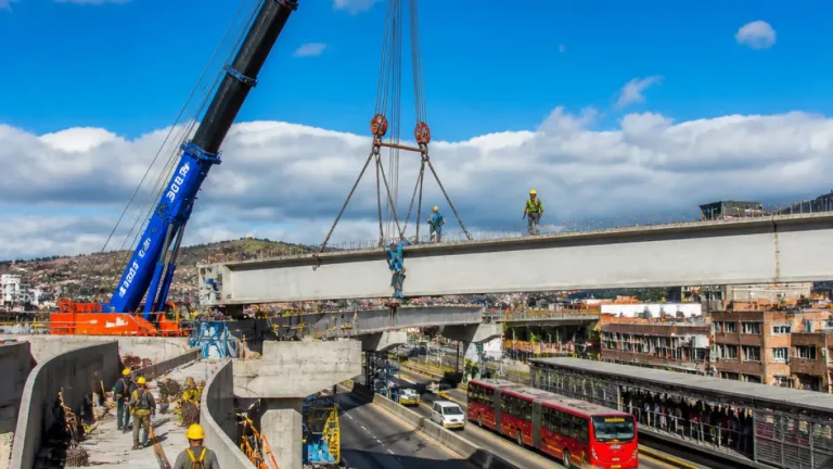 Avanza en Soacha el puente peatonal Ducales: promete servicio antes de terminar 2026