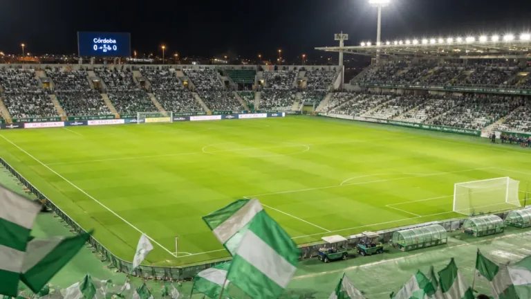 Córdoba CF recibe al Girona en el Nuevo Arcángel: horario, contexto y cifras previas al partido