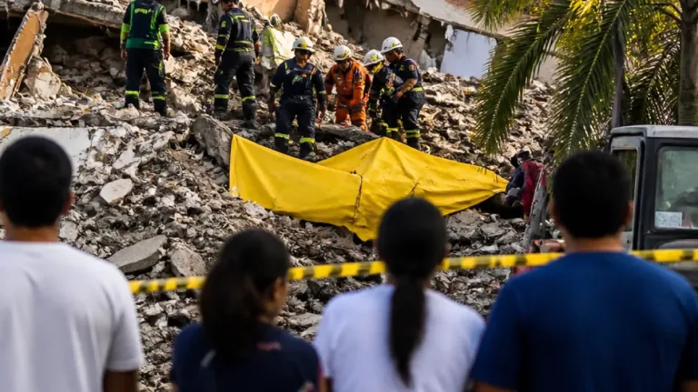 En Cali hallan sin vida a padre y sobrina del periodista Carlos Aponte tras colapso