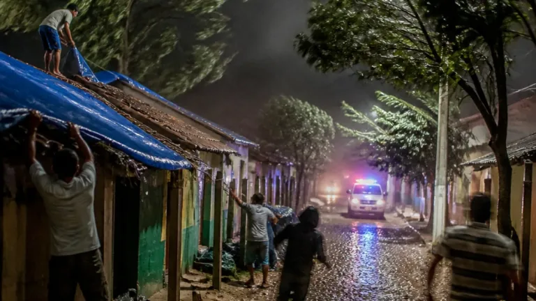 Ráfagas nocturnas en El Difícil alertan a comunidades de Ariguaní ante pronóstico de lluvias