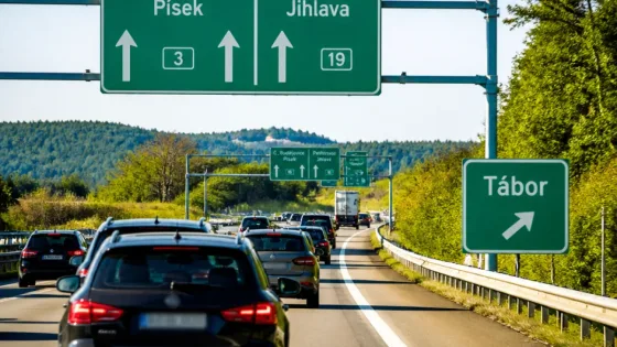 Na D3 se Tábor objevuje až na poslední chvíli, řidiče to mate