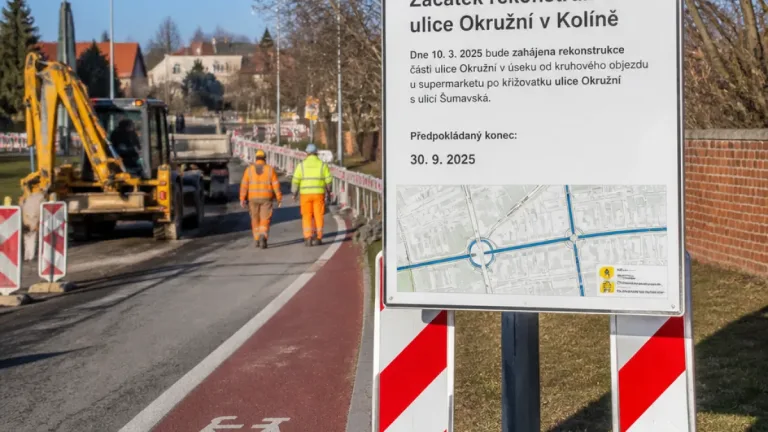 Kolín čelil v létě třikrát více poruchám vodovodů, některé úniky překročily 72 tisíc l za hodinu