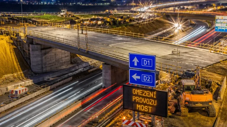 Most: Ředitelství silnic hlásí dokončení mostu na rozšířené D1 v Brně, změny ovlivní i řidiče z Mostecka