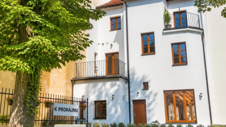 Nový Jičín: v domě U Bílého anděla vznikly dva netypické byty, město je nabídne k nájmu